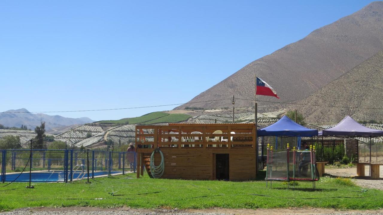 Cabanas Vicuna Cielo De Peralillo - Valle De Elqui Vicuña Exterior foto
